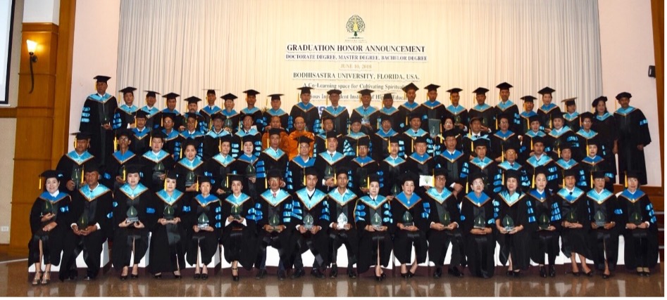 Lễ Trao bằng lần thứ sáu tại tỉnh Chantaburi, Thái Lan ngày 10 tháng 6 năm 2018.jpg
