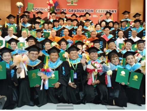Lễ Trao bằng tại U.of Malaya Malaysia ngày 17 tháng 12 năm 2018.png